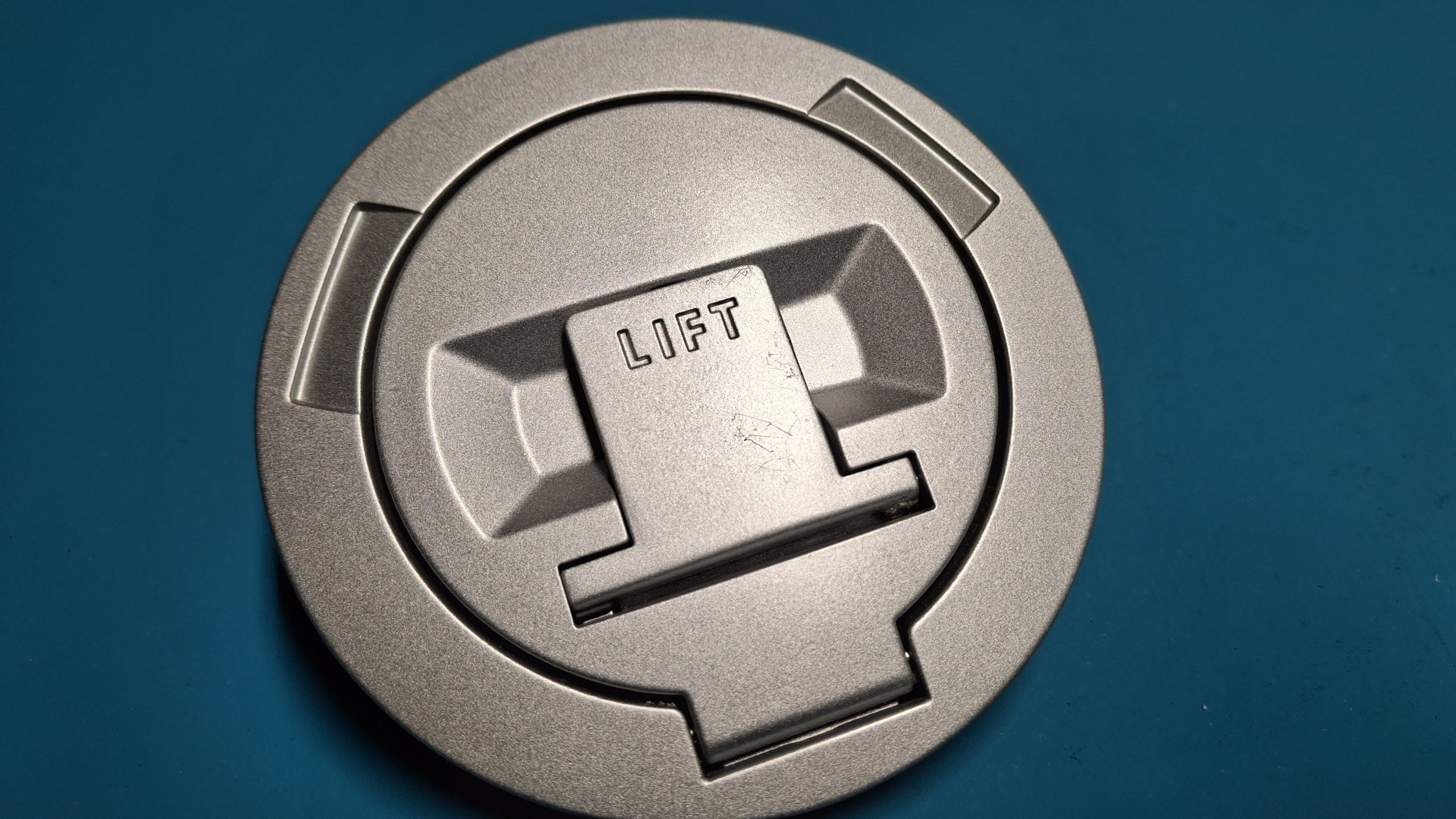 Tankdeckel 2022-2026 Original 16117924240 – Bild 2